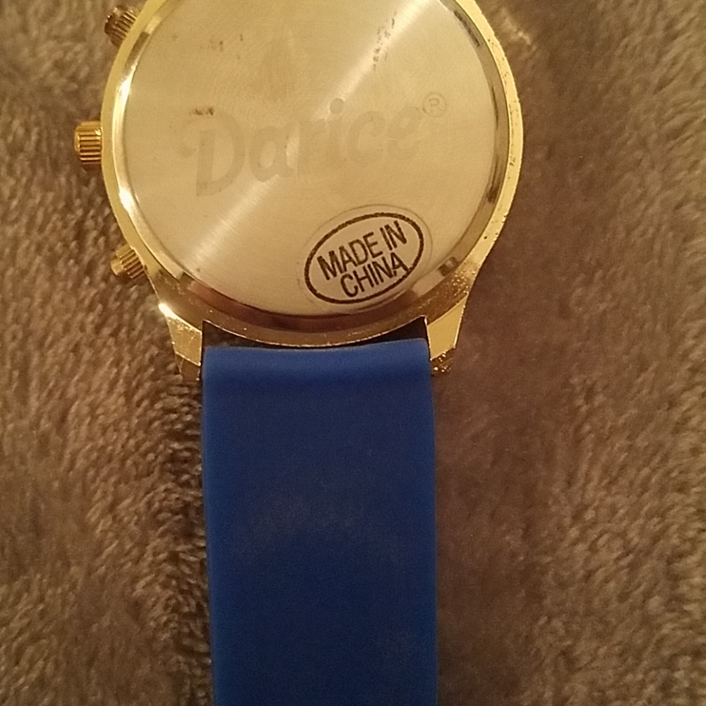 Watch - Picture 4 of 4